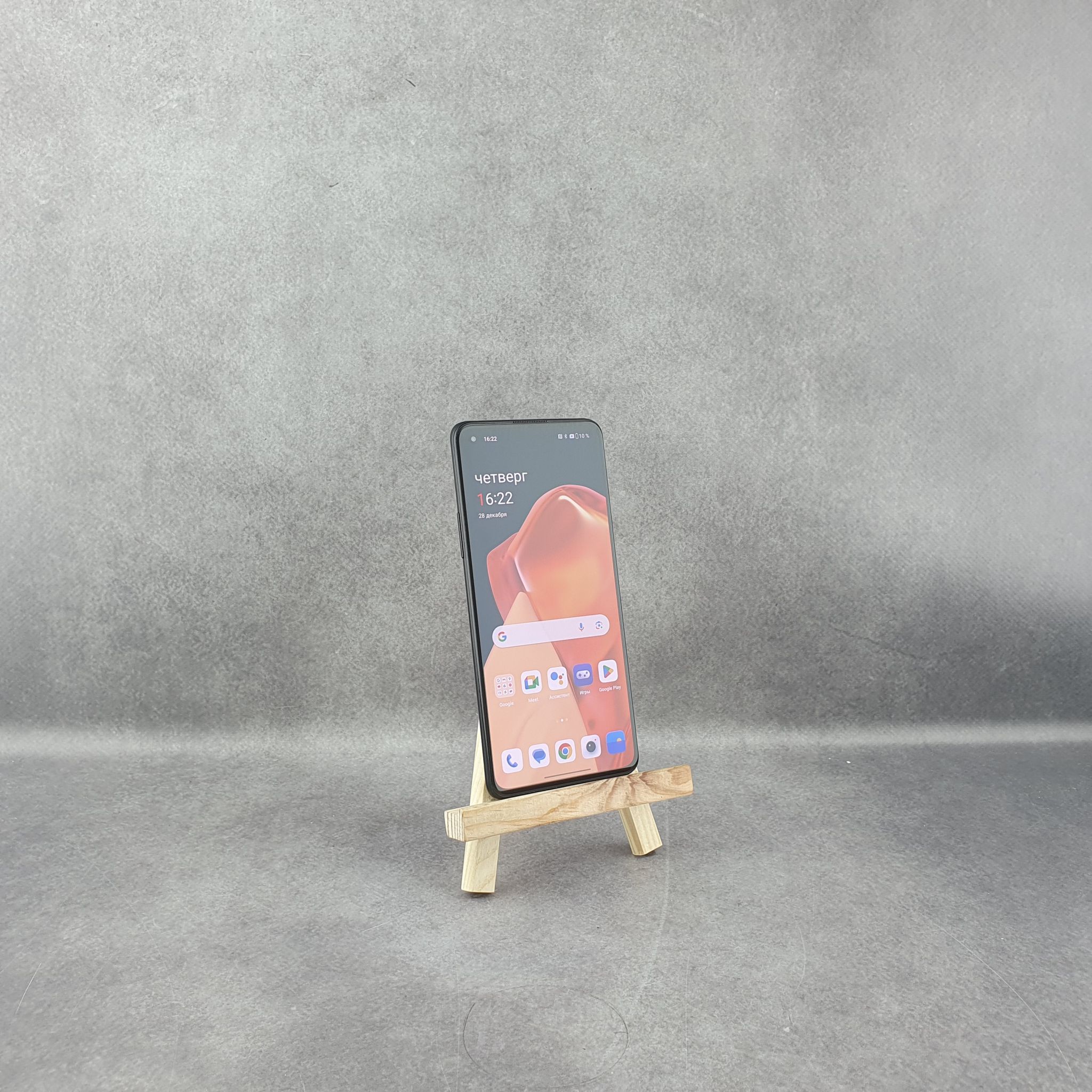 OnePlus 9R - Фото