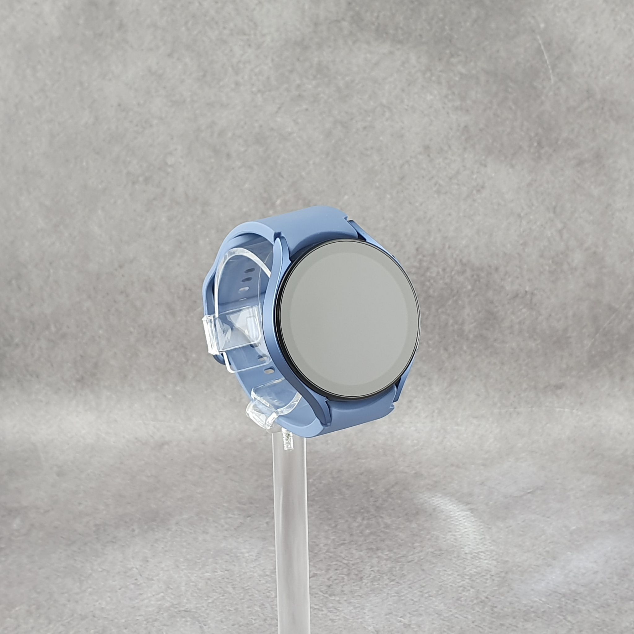 Samsung Galaxy Watch5 - Фото