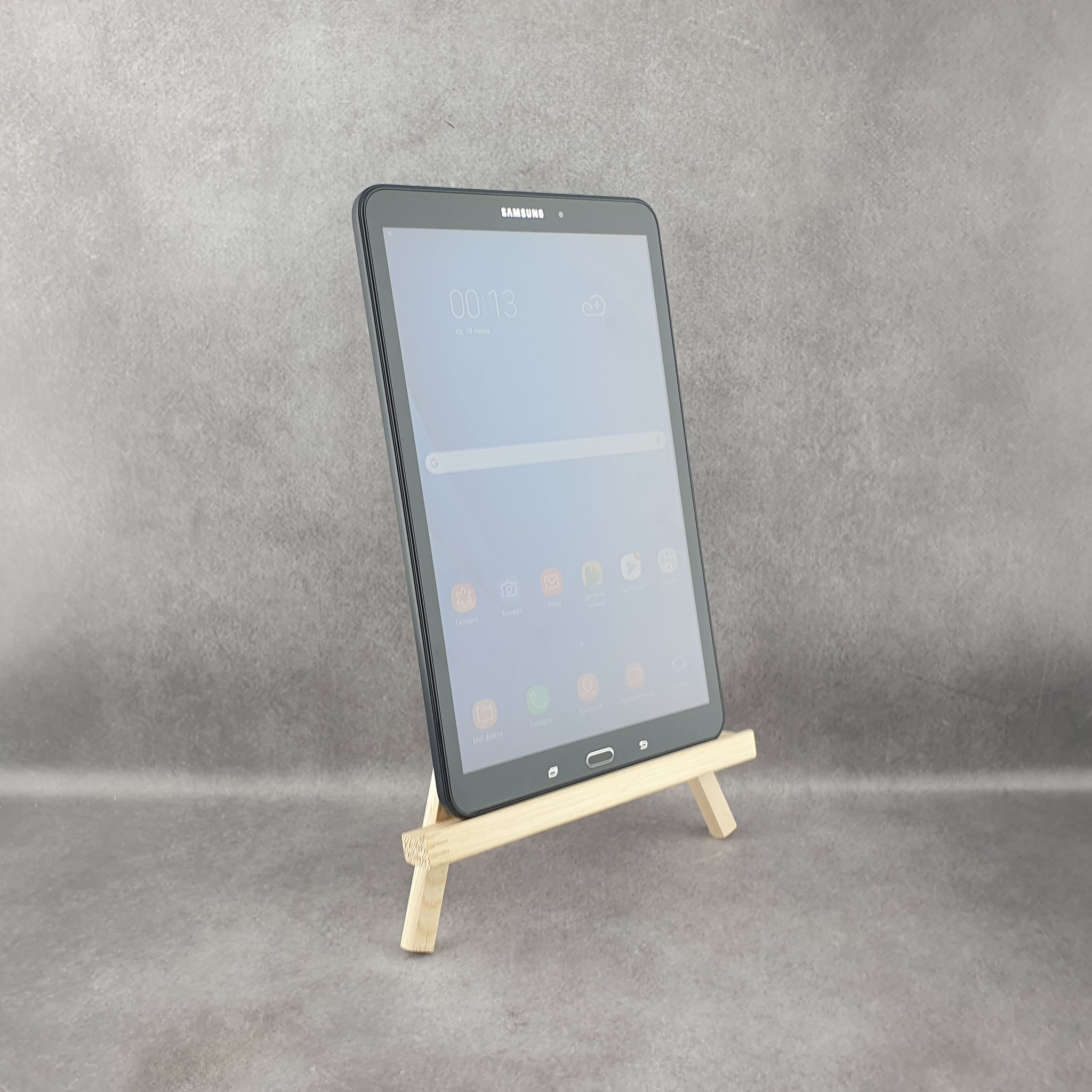 Samsung Galaxy Tab A 10.1 LTE - Фото