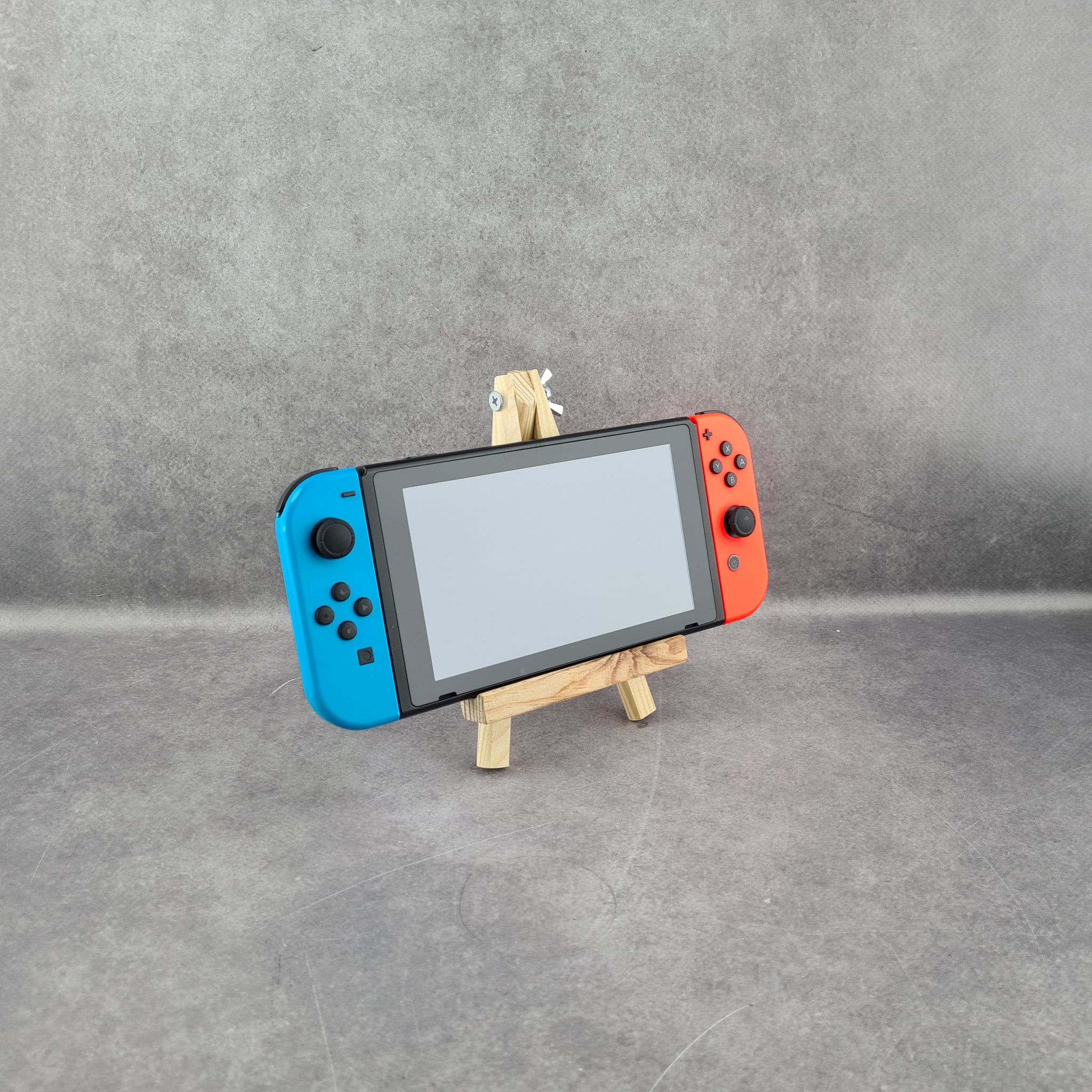 Nintendo Switch - Фото